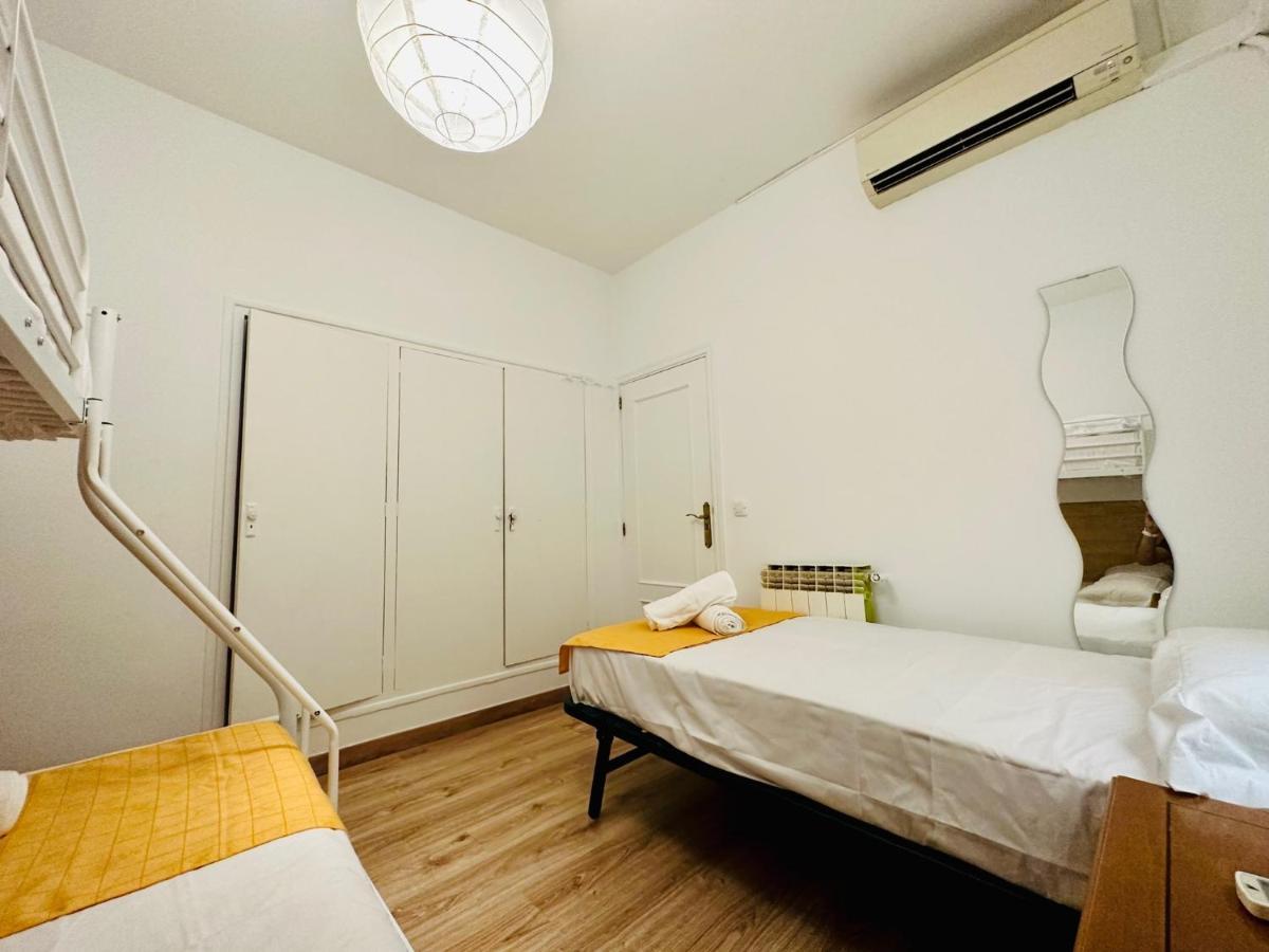 Punta Me Suites Next To Gran Via Μαδρίτη Εξωτερικό φωτογραφία