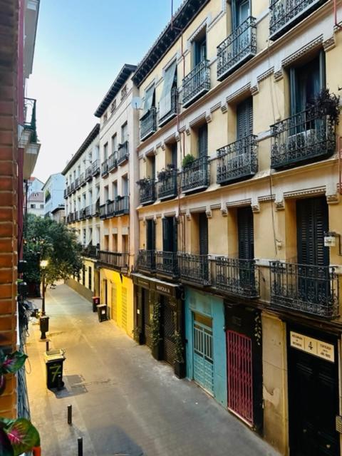 Punta Me Suites Next To Gran Via Μαδρίτη Εξωτερικό φωτογραφία